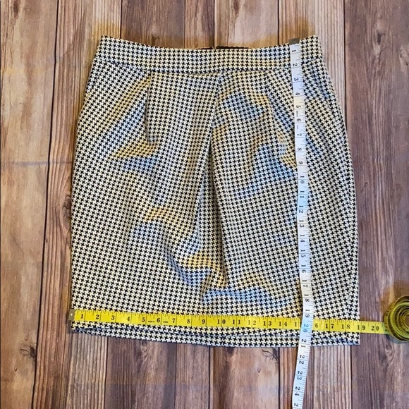 Banana Republic Houndstooth Skirt Sz 8 - Picture 3 of 7